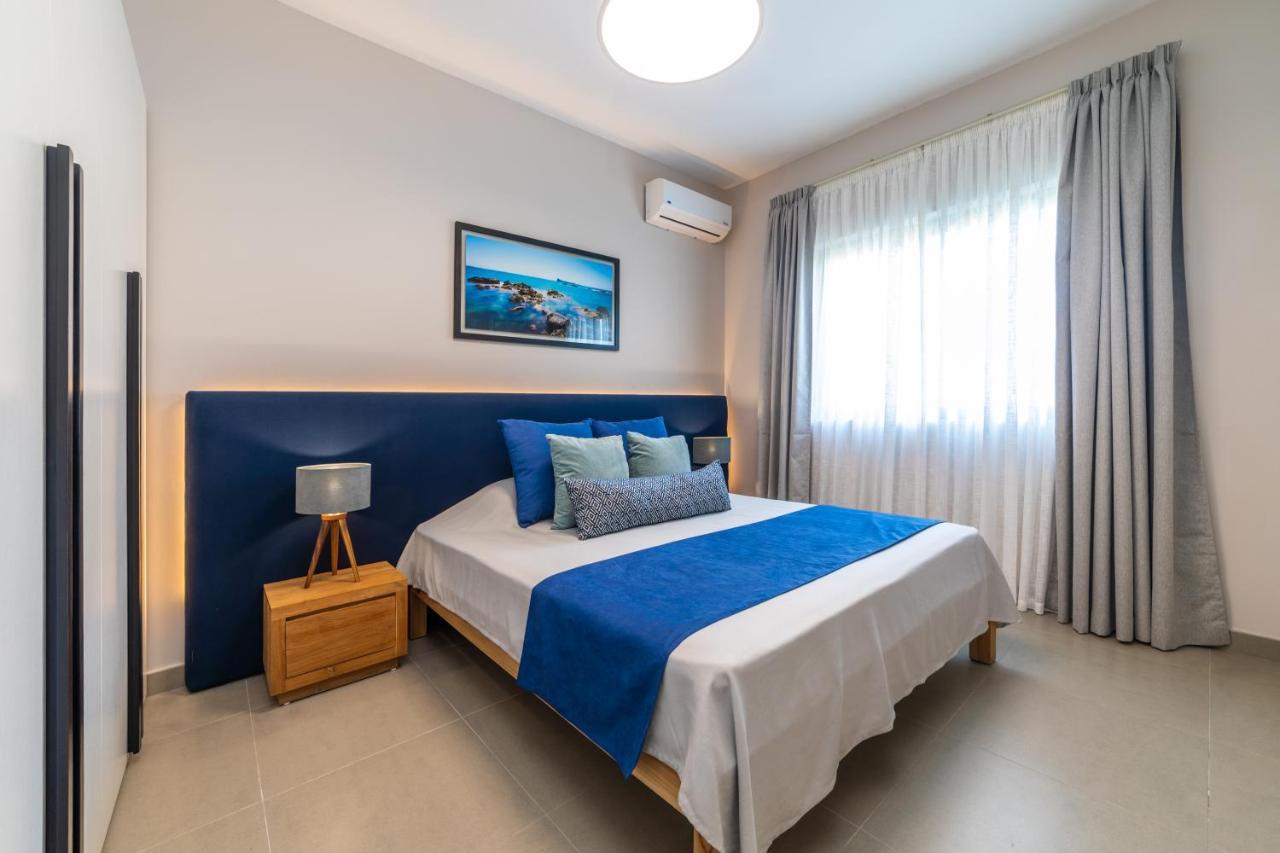 One Bay Residence - Apartment 12 - Apartment In Pereybere Pereybere Beach Kültér fotó